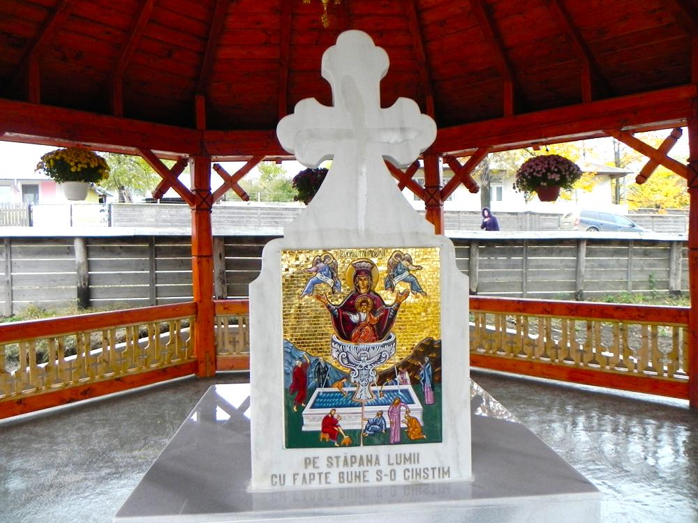 Troita altarului de vara - mozaic